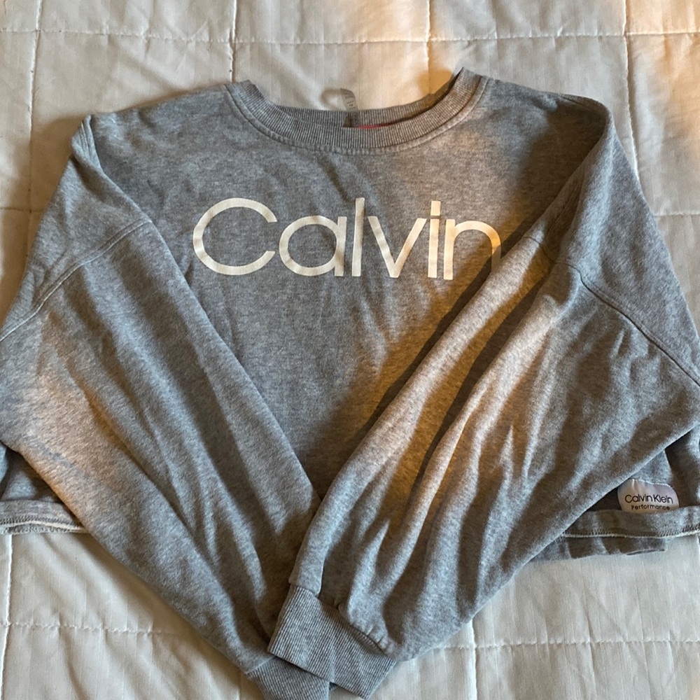 Large Cropped Calvin Klein Sweater